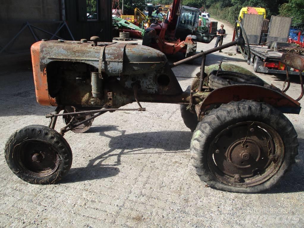 Allis-Chalmers B Trattori