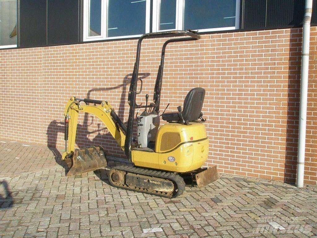 CAT 300.9 Miniescavatori