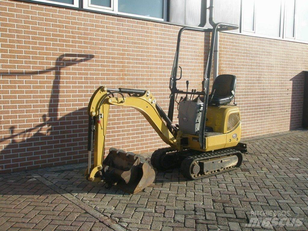 CAT 300.9 Miniescavatori