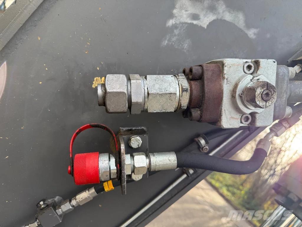 Volvo EC250E Escavatori cingolati