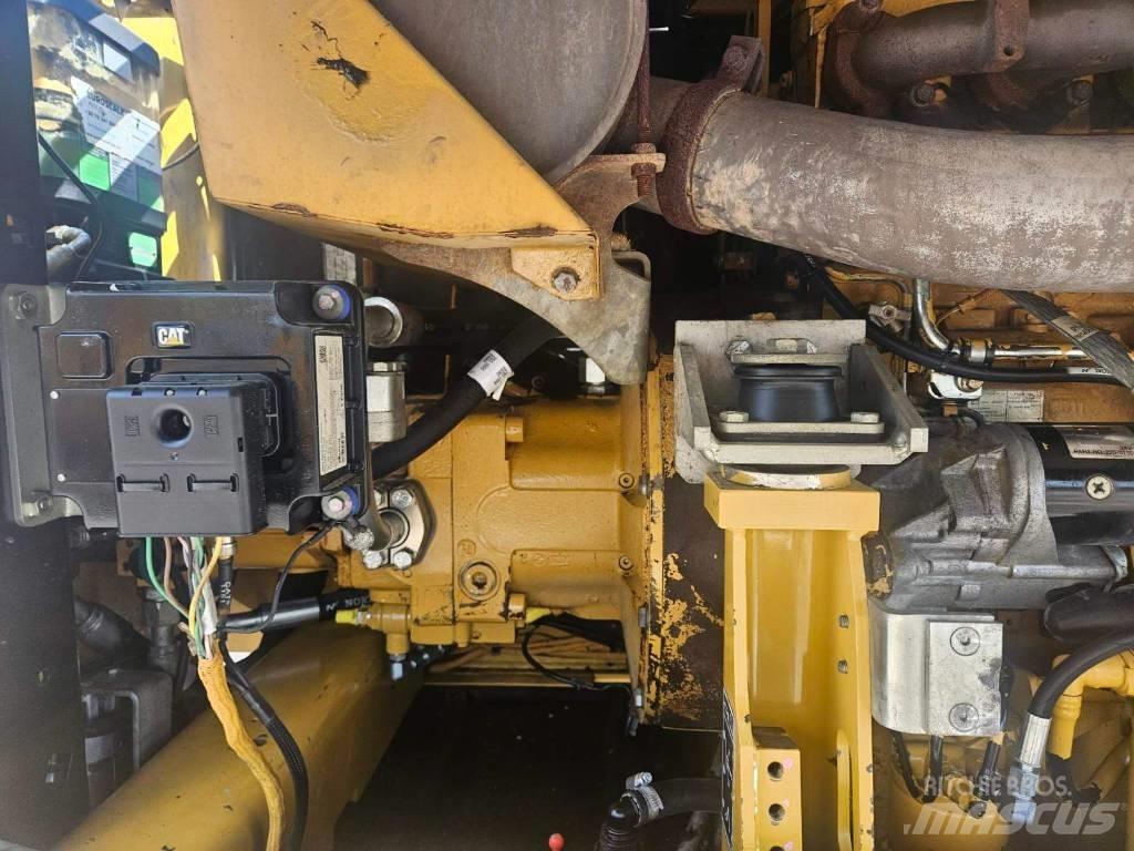 CAT M 316 D Escavatori gommati