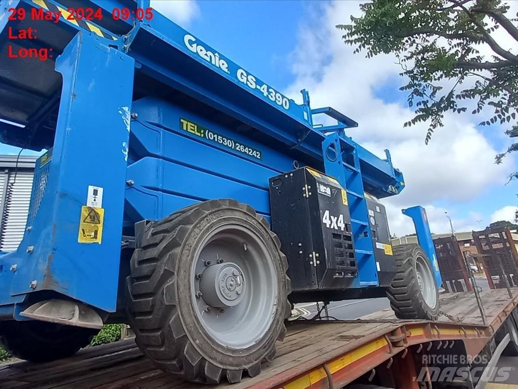 Genie GS 4390 Piattaforme a pantografo