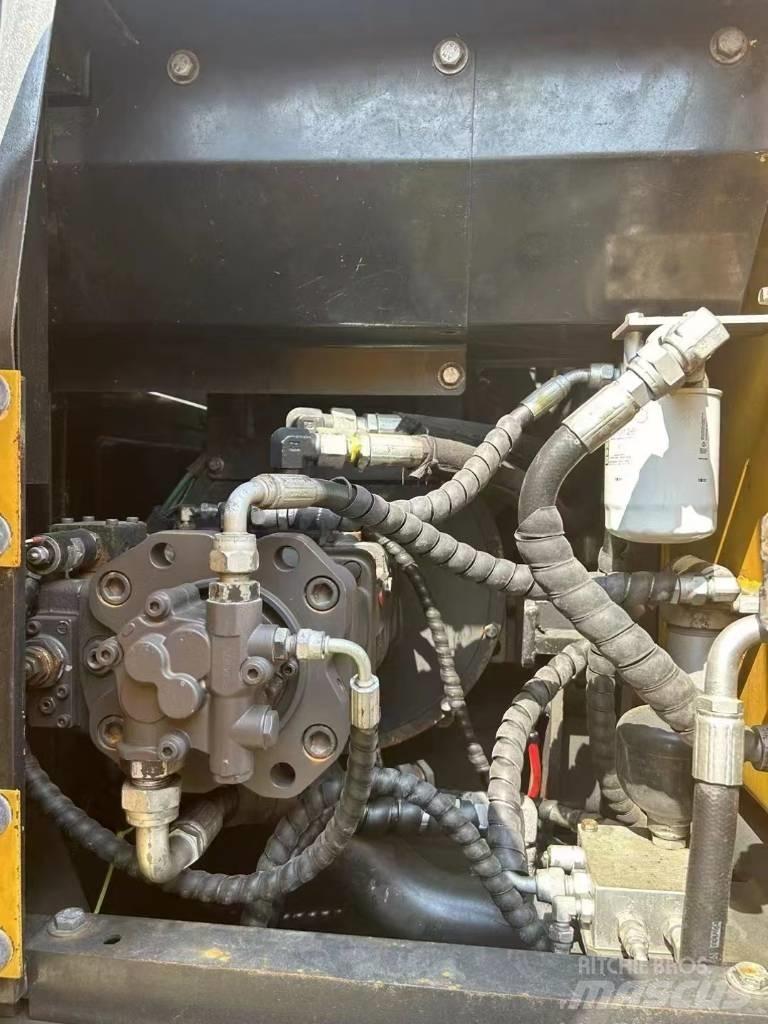 Volvo 140 Escavatori cingolati