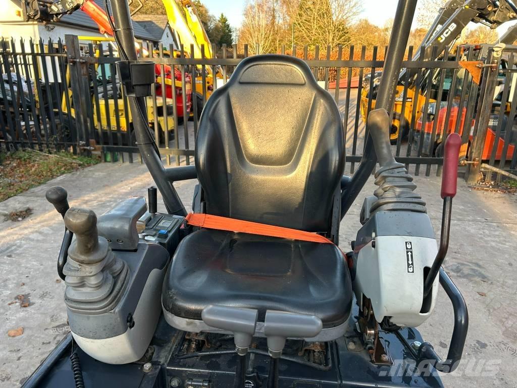 Hitachi ZX 19 U-6 Miniescavatori