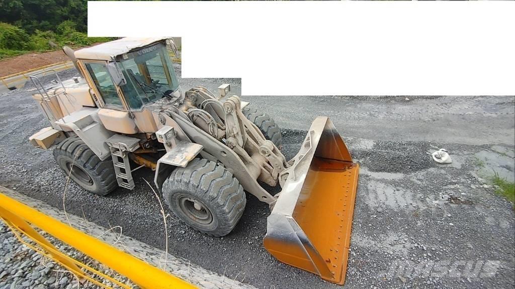 Volvo L 150 E Pale gommate
