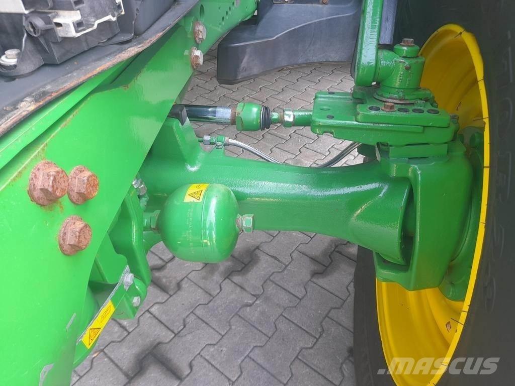 John Deere 6215 R Trattori