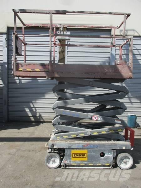 SkyJack SJ III 3219 Piattaforme a pantografo