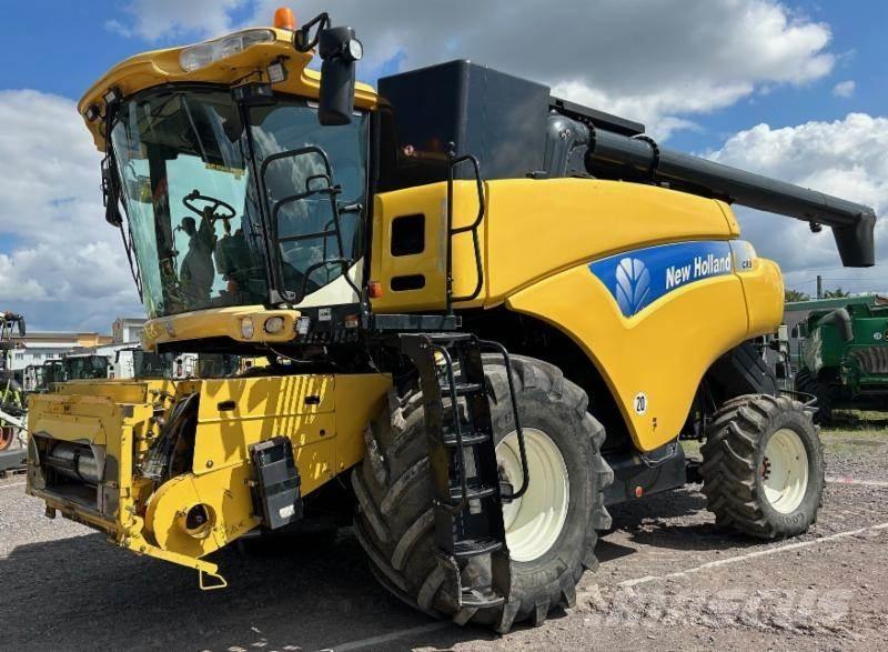 New Holland CR 980 Mietitrebbiatrici