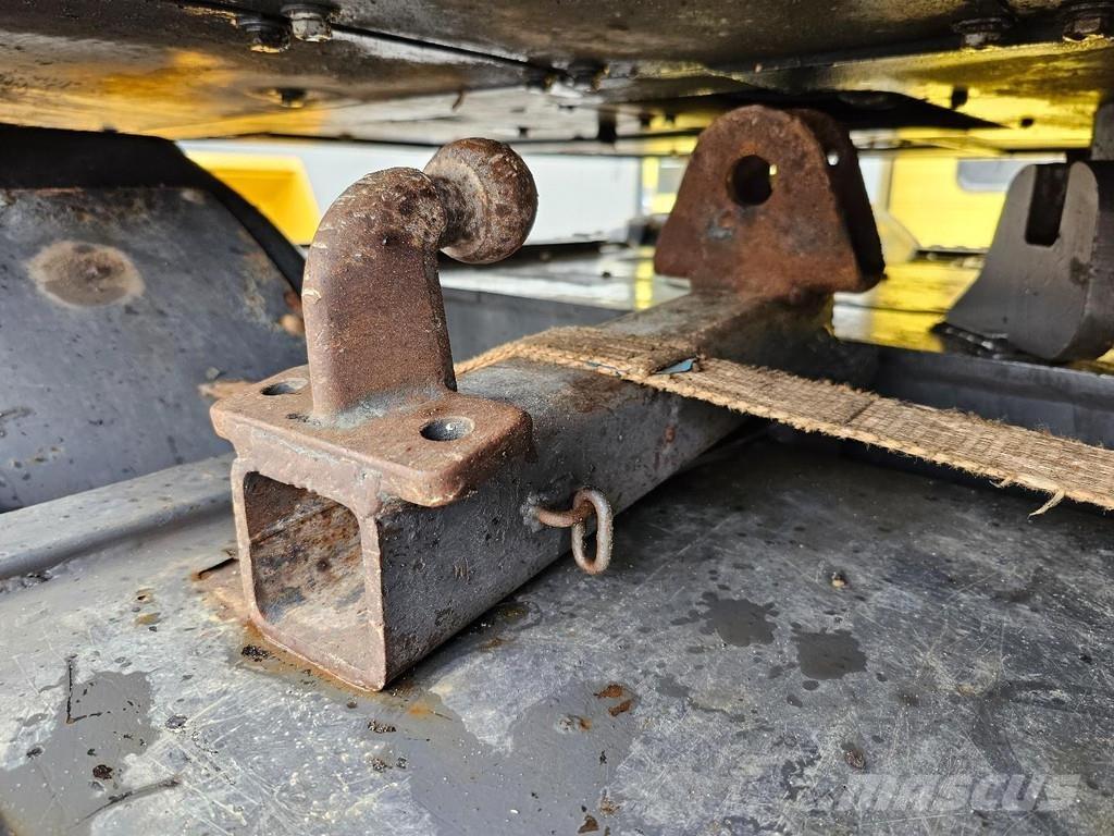 Doosan DX 140W Escavatori gommati