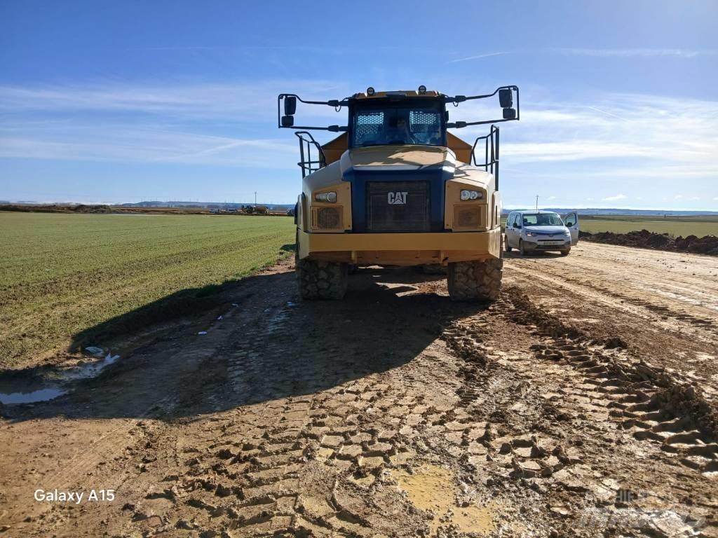 CAT 745 Dumpers articolati