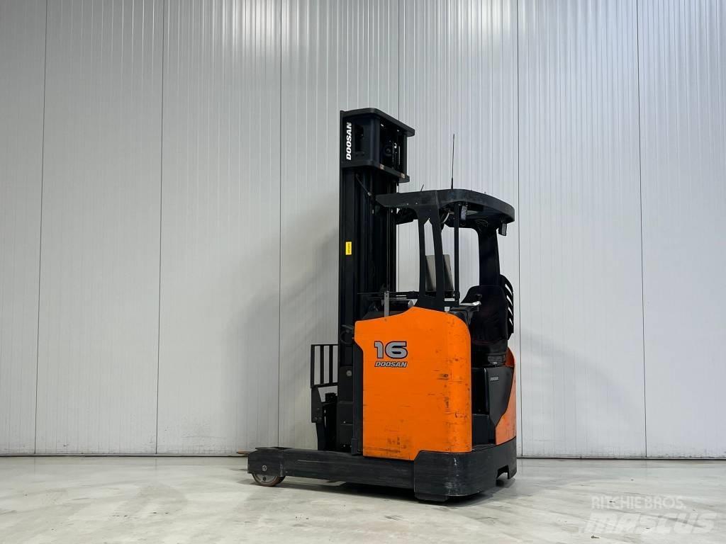 Doosan BR16JW-7 PLUS Carrello retrattile