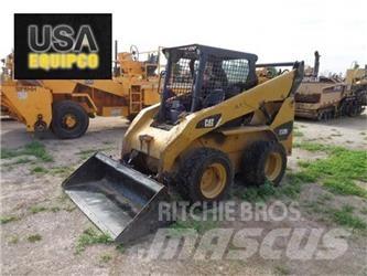 CAT 252B3 Mini Pale Gommate