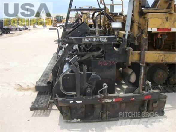 CAT AP-1050B Finitrici