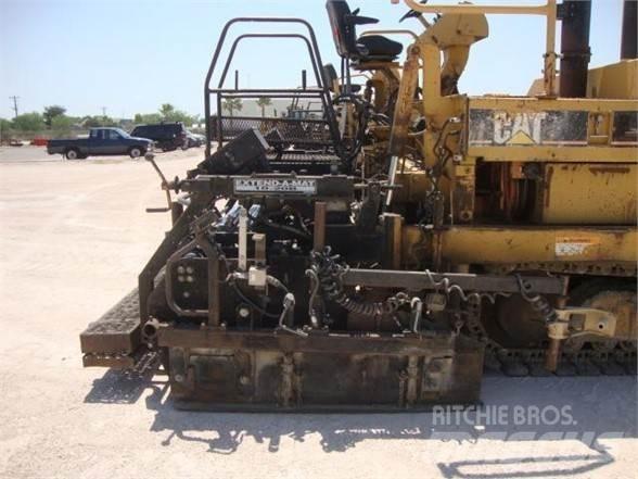 CAT AP-1050B Finitrici