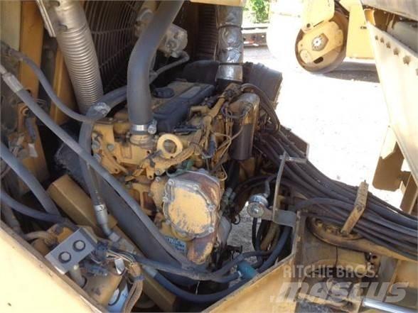 CAT CB-534D Rulli monotamburo
