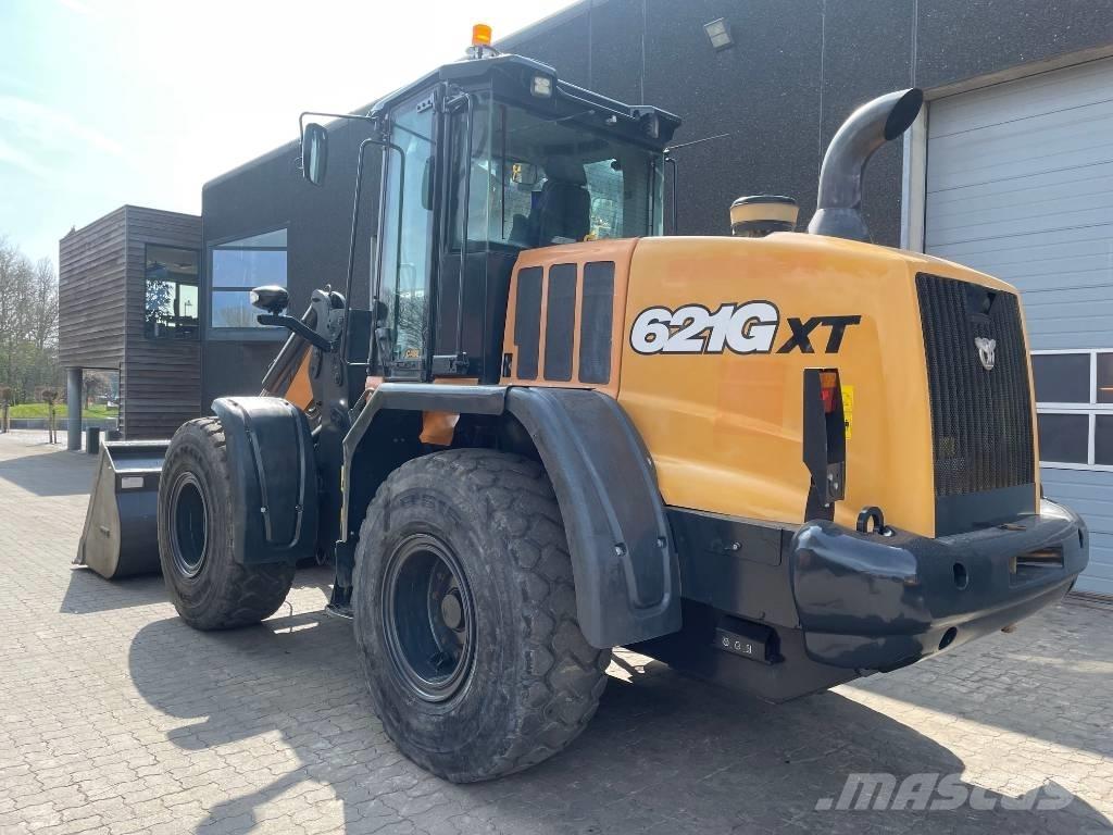 CASE 621G Pale gommate