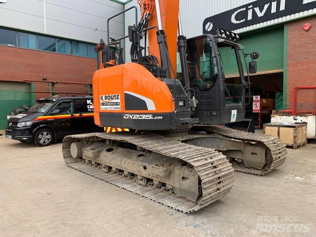 Doosan DX 235 LCR-5 Escavatori cingolati