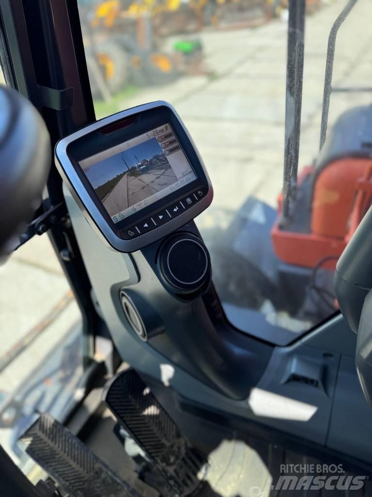 Doosan DX 140 W-3 Escavatori gommati