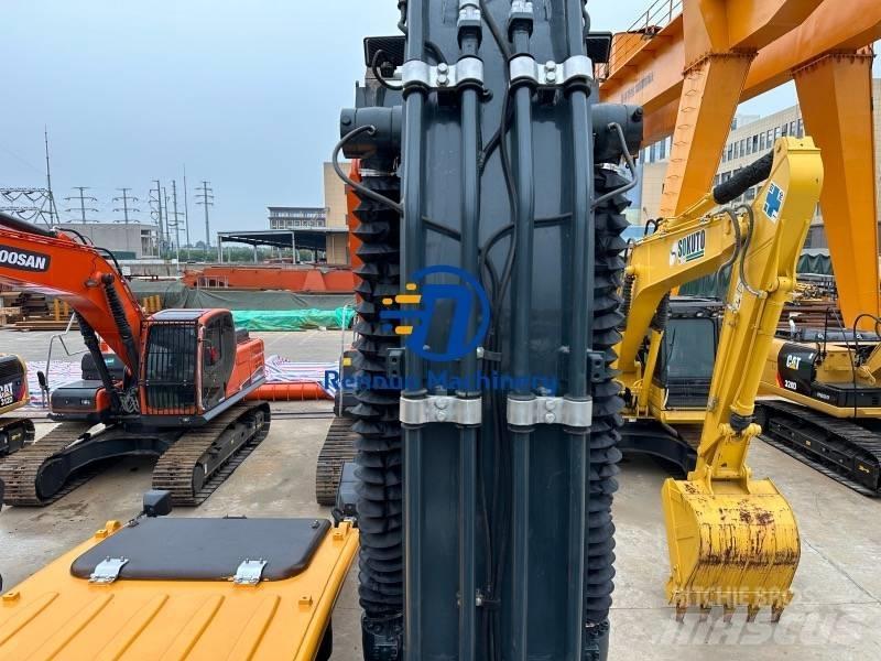 Hyundai R220LC-9S Escavatori cingolati