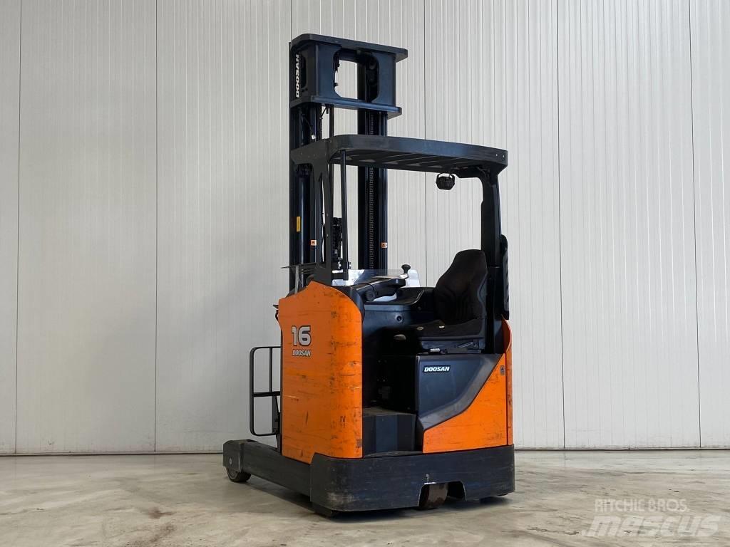 Doosan BR16JW- 7 PLUS Carrello retrattile