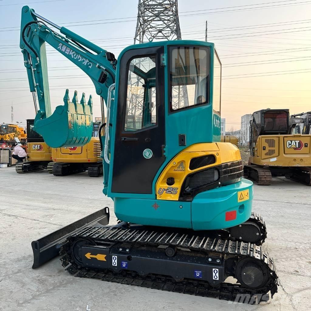 Kubota U 25 Miniescavatori