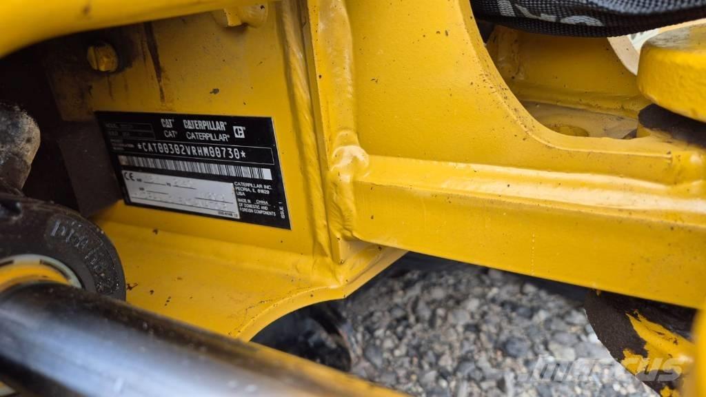 CAT 302 CR Miniescavatori
