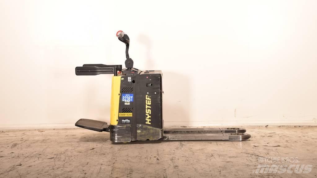 Hyster P 2.0 S Carrelli elevatori bassi a piattaforma