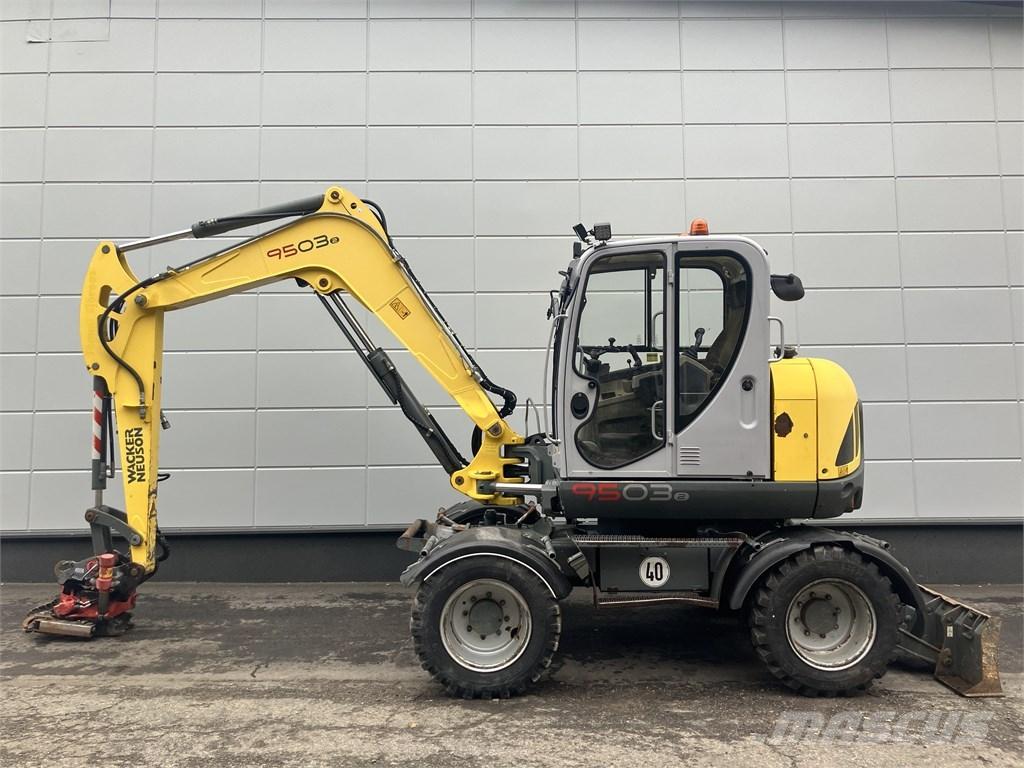 Wacker Neuson 9503 Escavatori gommati