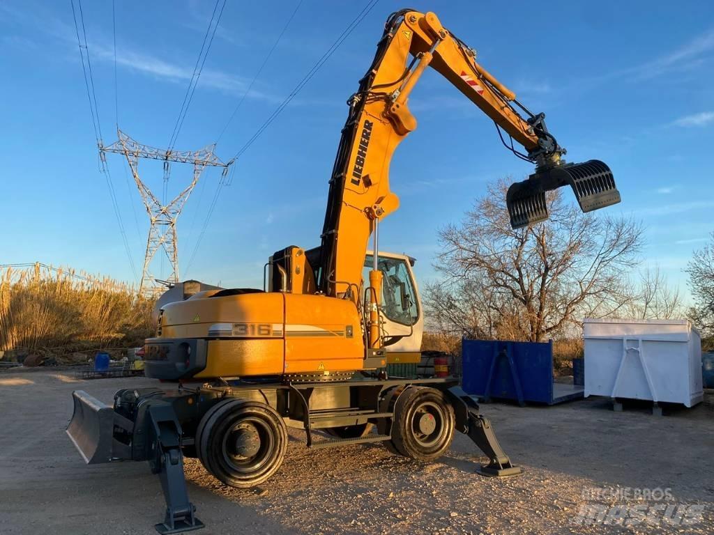 Liebherr A 316 Movimentazione rifiuti