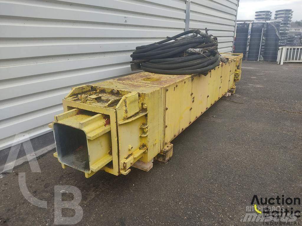 Delmag HB 30 Posatubi cingolati