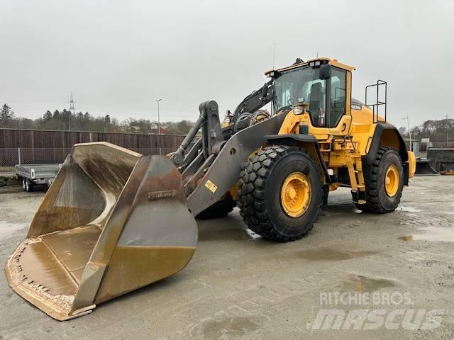 Volvo L180H Pale gommate