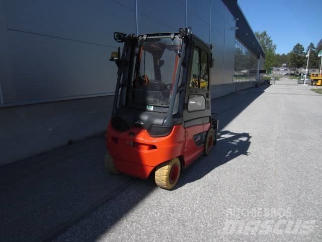 Linde E 30 Carrelli elevatori elettrici