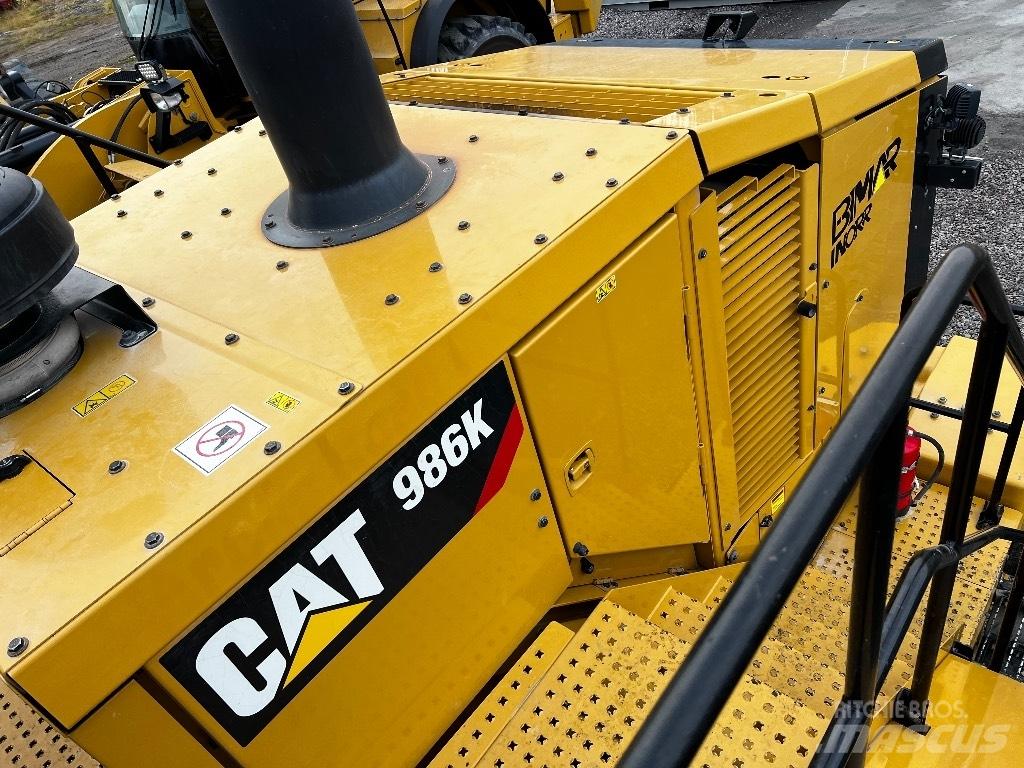 CAT 986 K Pale gommate