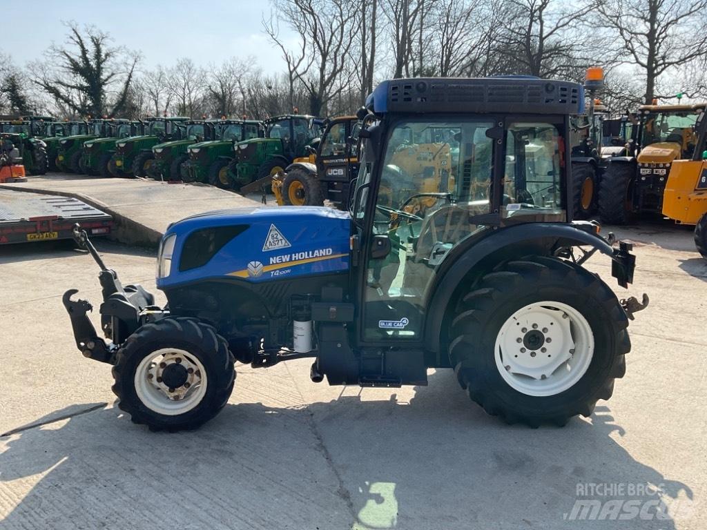 New Holland T 4.100 Trattori