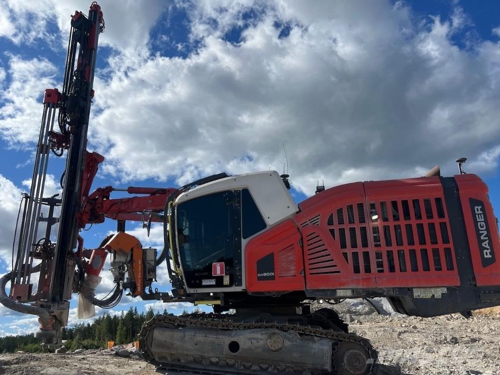 Sandvik DX 800i Perforatrici di superficie