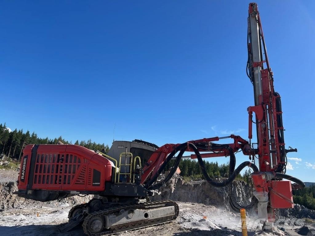 Sandvik DX 800i Perforatrici di superficie
