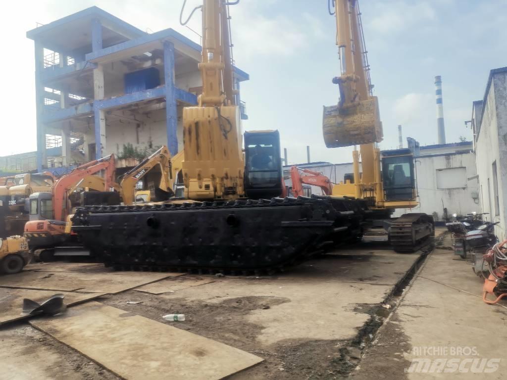 CAT 320 C Escavatori anfibi