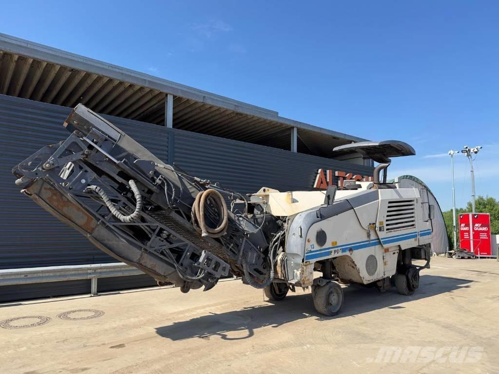 Wirtgen W 100 F Fresa a freddo per asfalto