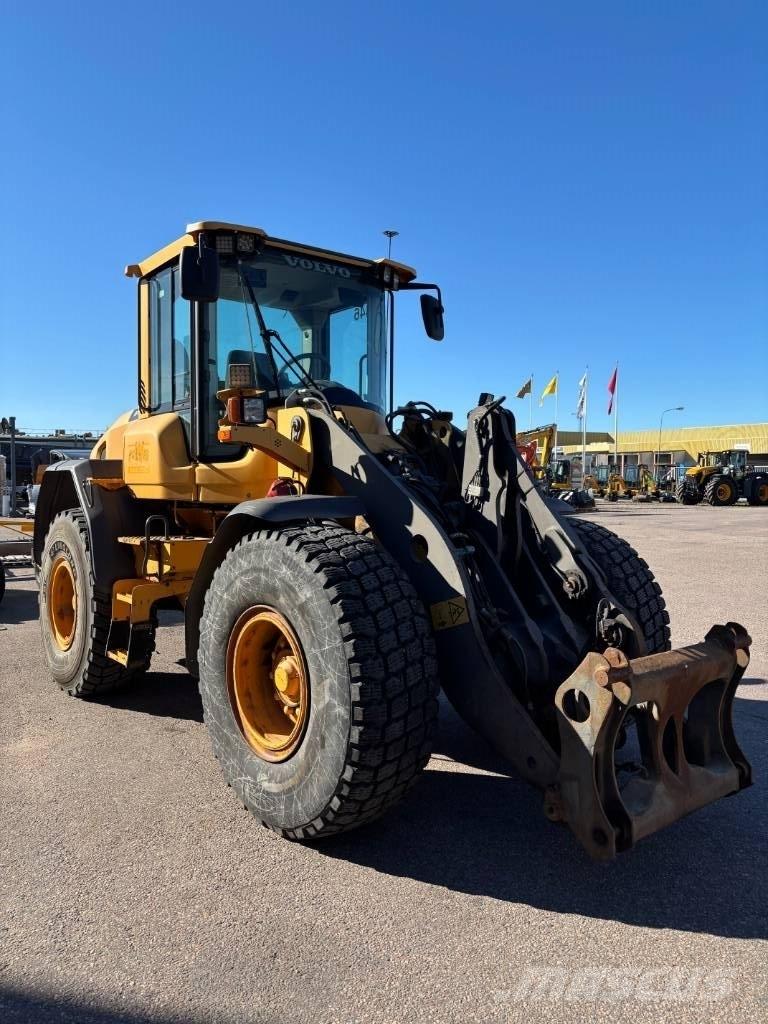 Volvo L 60 G Pale gommate