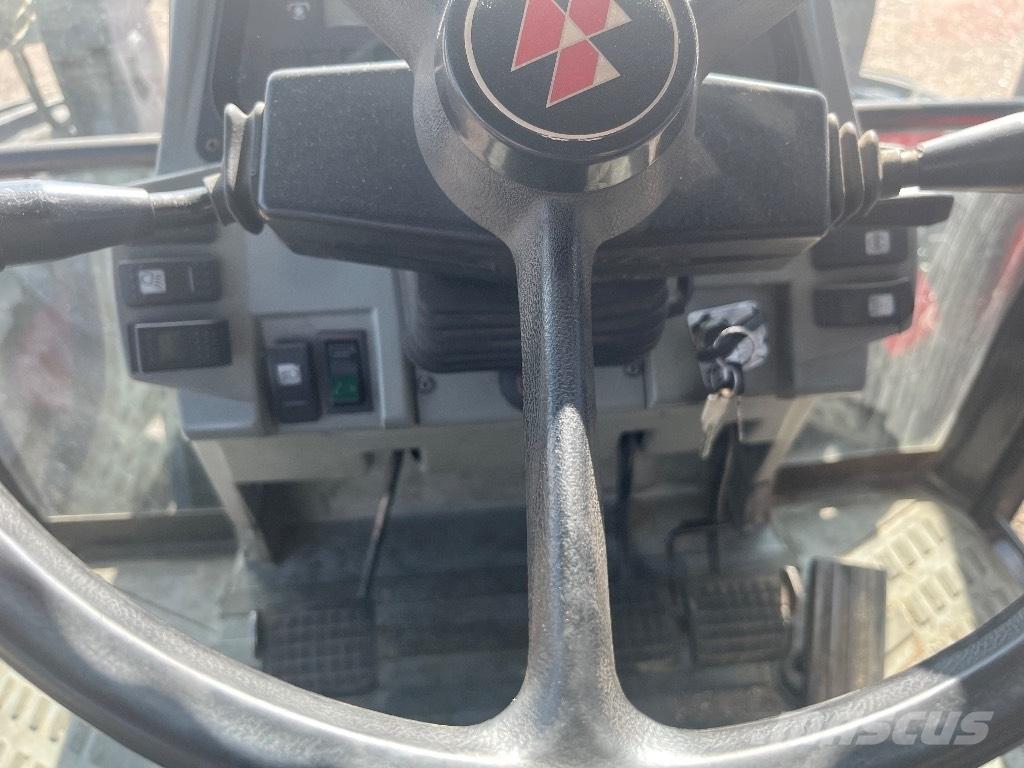 Massey Ferguson 8110 Trattori