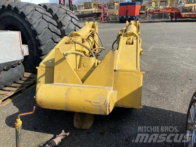 CAT D 8 R Ripper Altri componenti