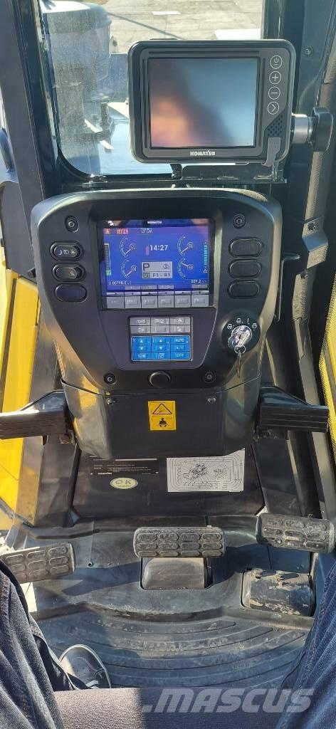 Komatsu D65EXi Dozer cingolati