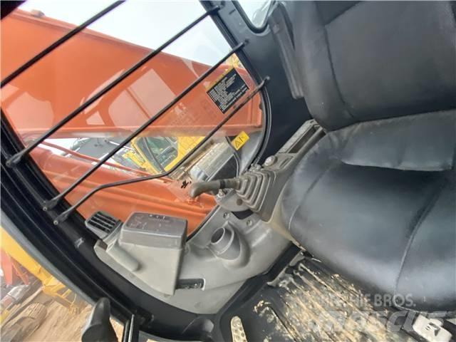Hitachi ZX240G Escavatori cingolati