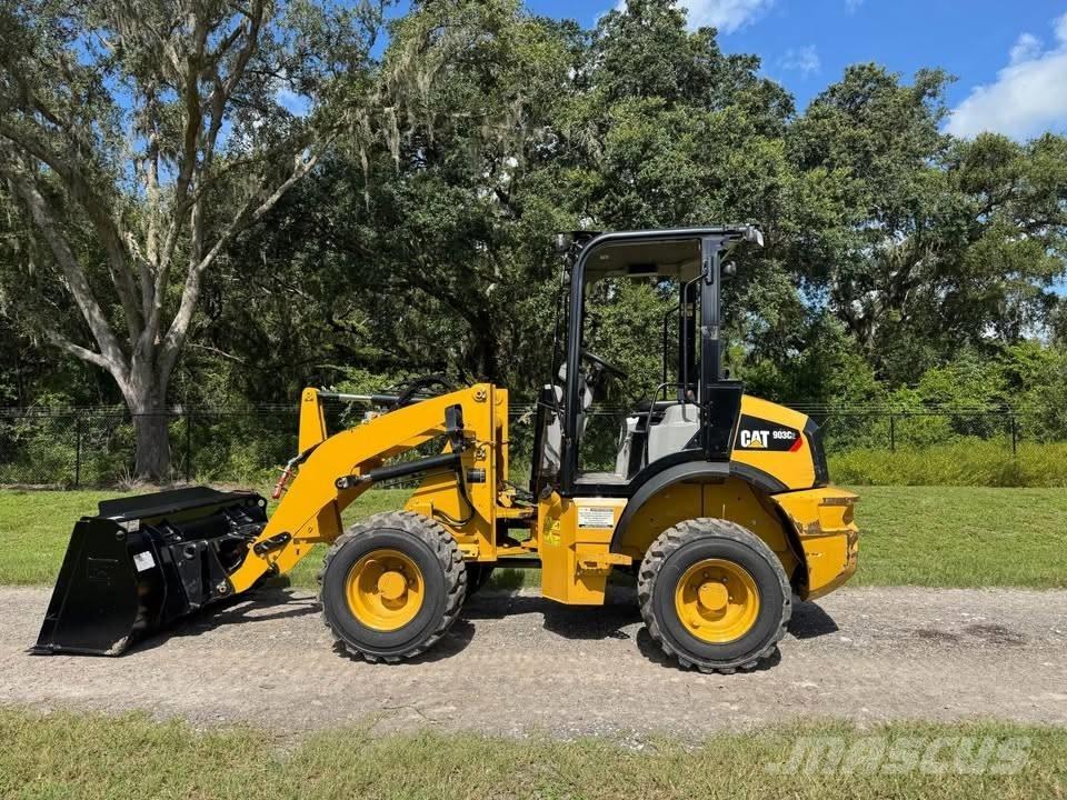 CAT 903 C2 Pale gommate