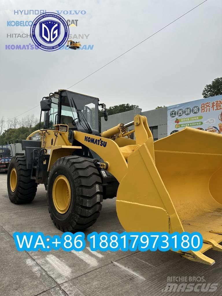 Komatsu WA 320-5 Pale gommate