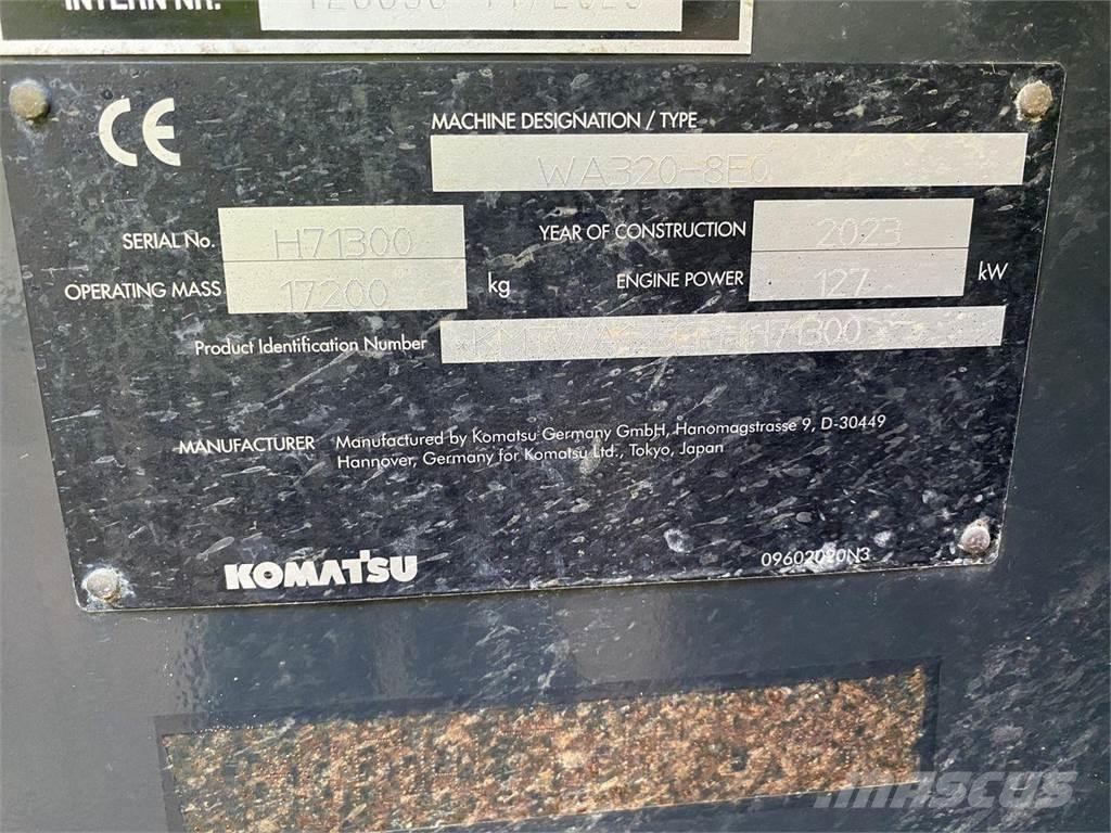 Komatsu WA320-8EO Pale gommate