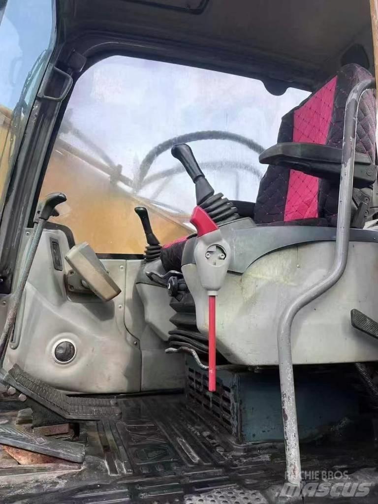 XCMG XE 215 DA Escavatori cingolati