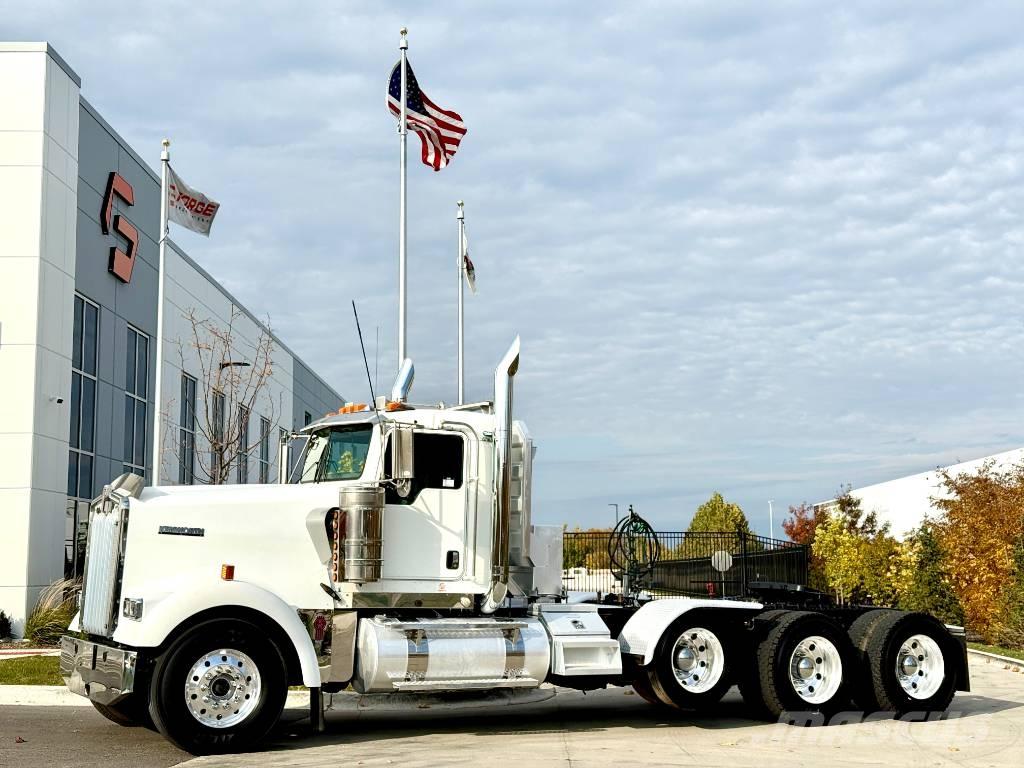 Kenworth W 900 Motrici e Trattori Stradali