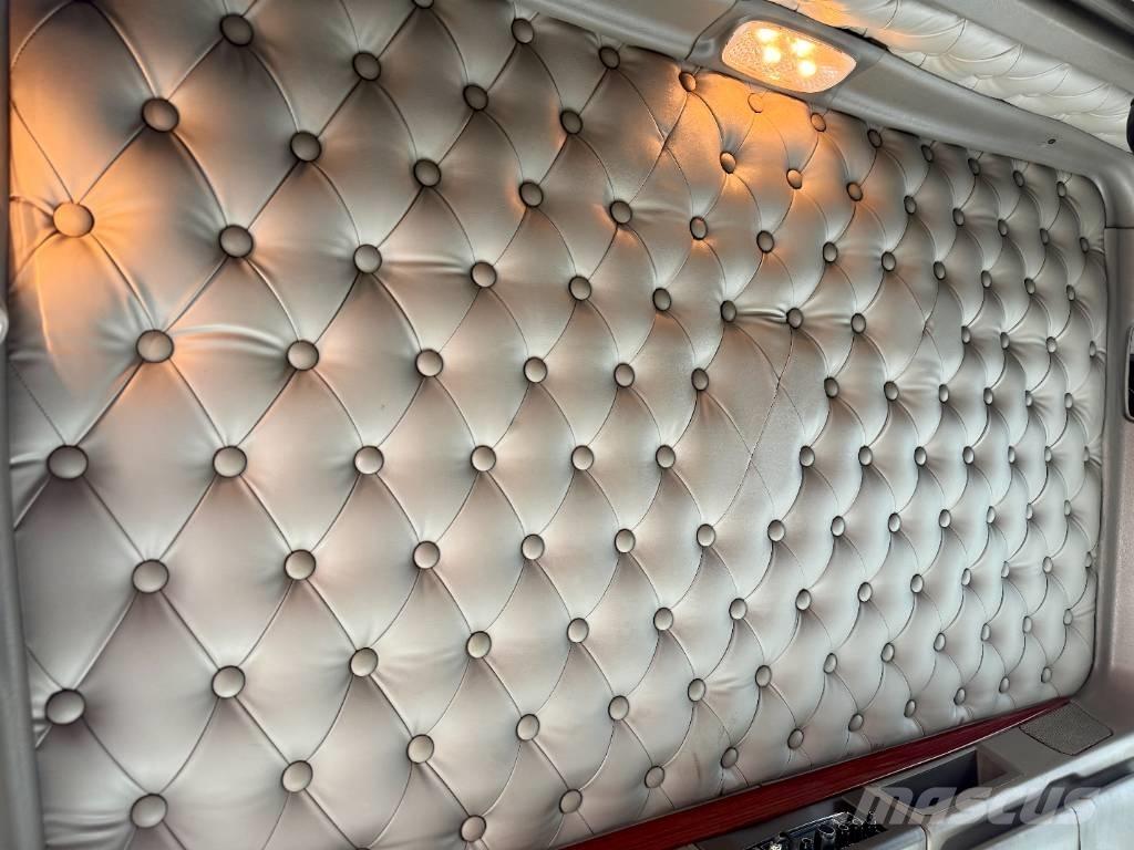 Kenworth W 900 Motrici e Trattori Stradali