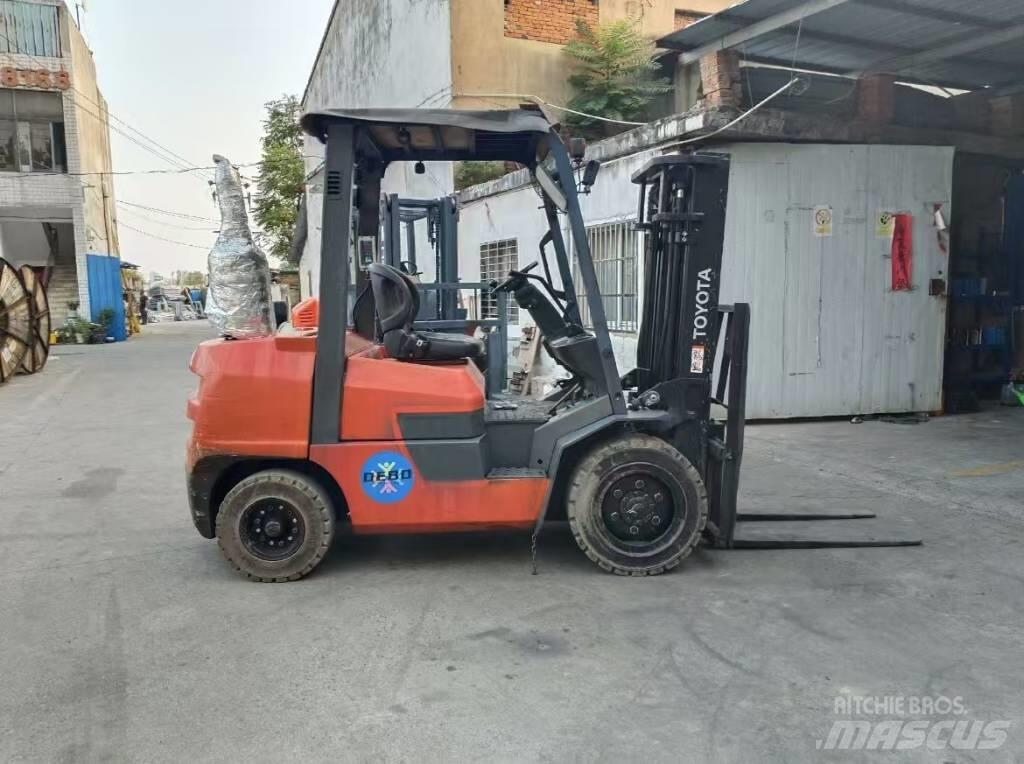 Toyota FD 30 Carrelli elevatori diesel